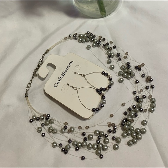 Croft and Barrow necklace and earring set - Picture 2 of 2